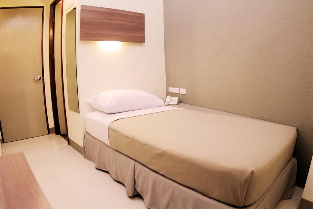 The Center Suites Cebu Extérieur photo