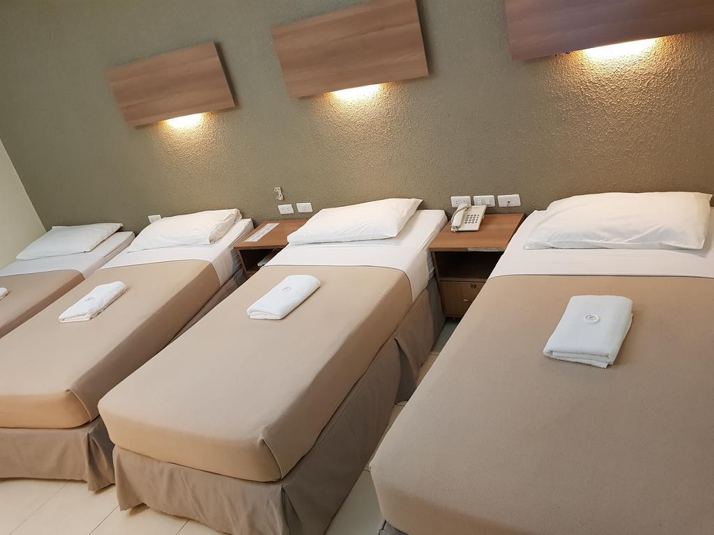 The Center Suites Cebu Extérieur photo