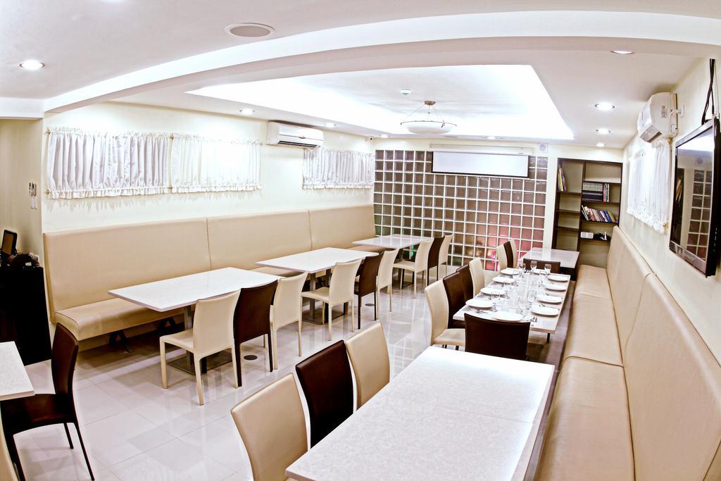 The Center Suites Cebu Extérieur photo