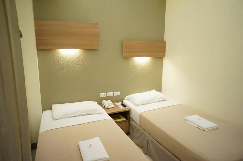 The Center Suites Cebu Extérieur photo