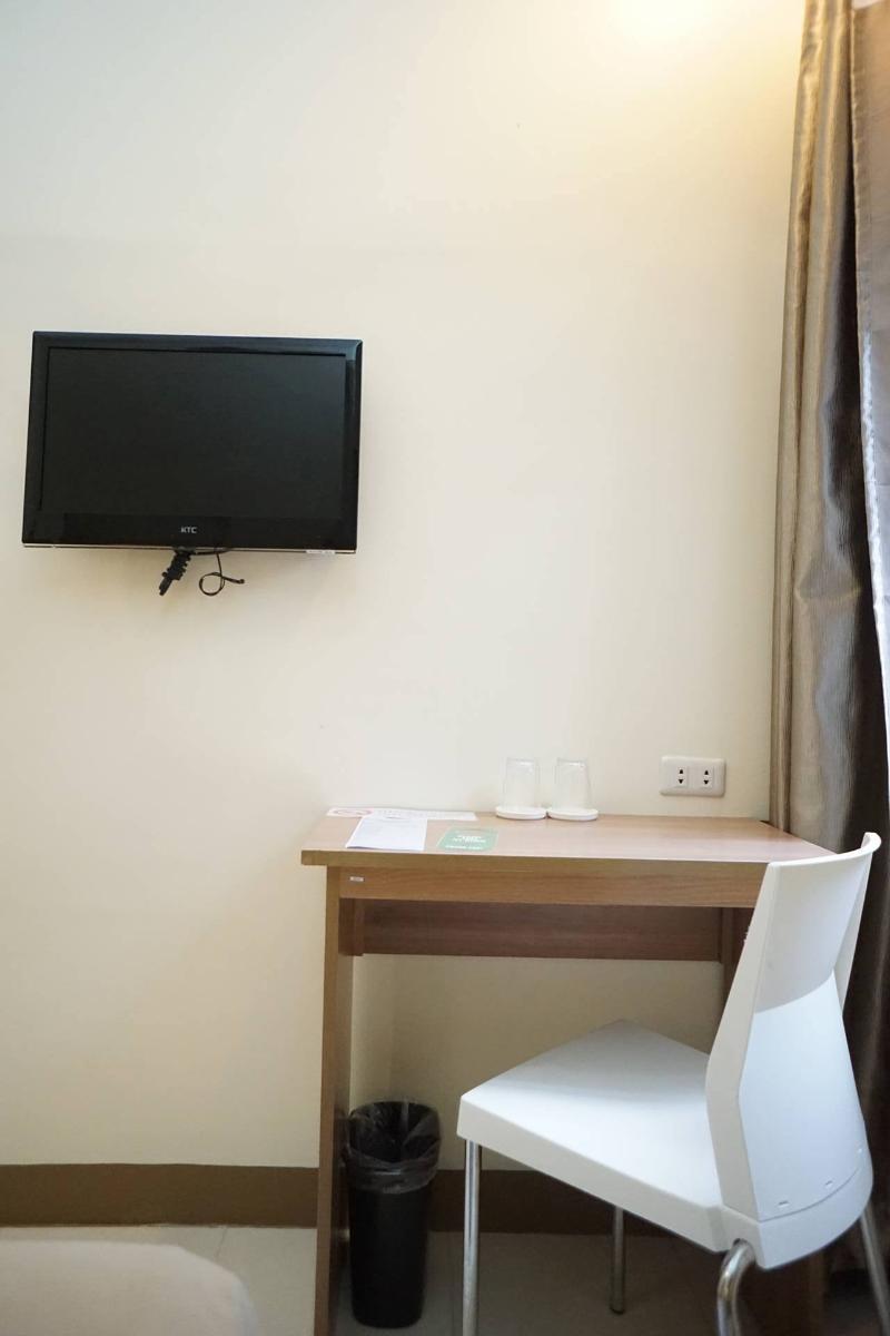 The Center Suites Cebu Extérieur photo