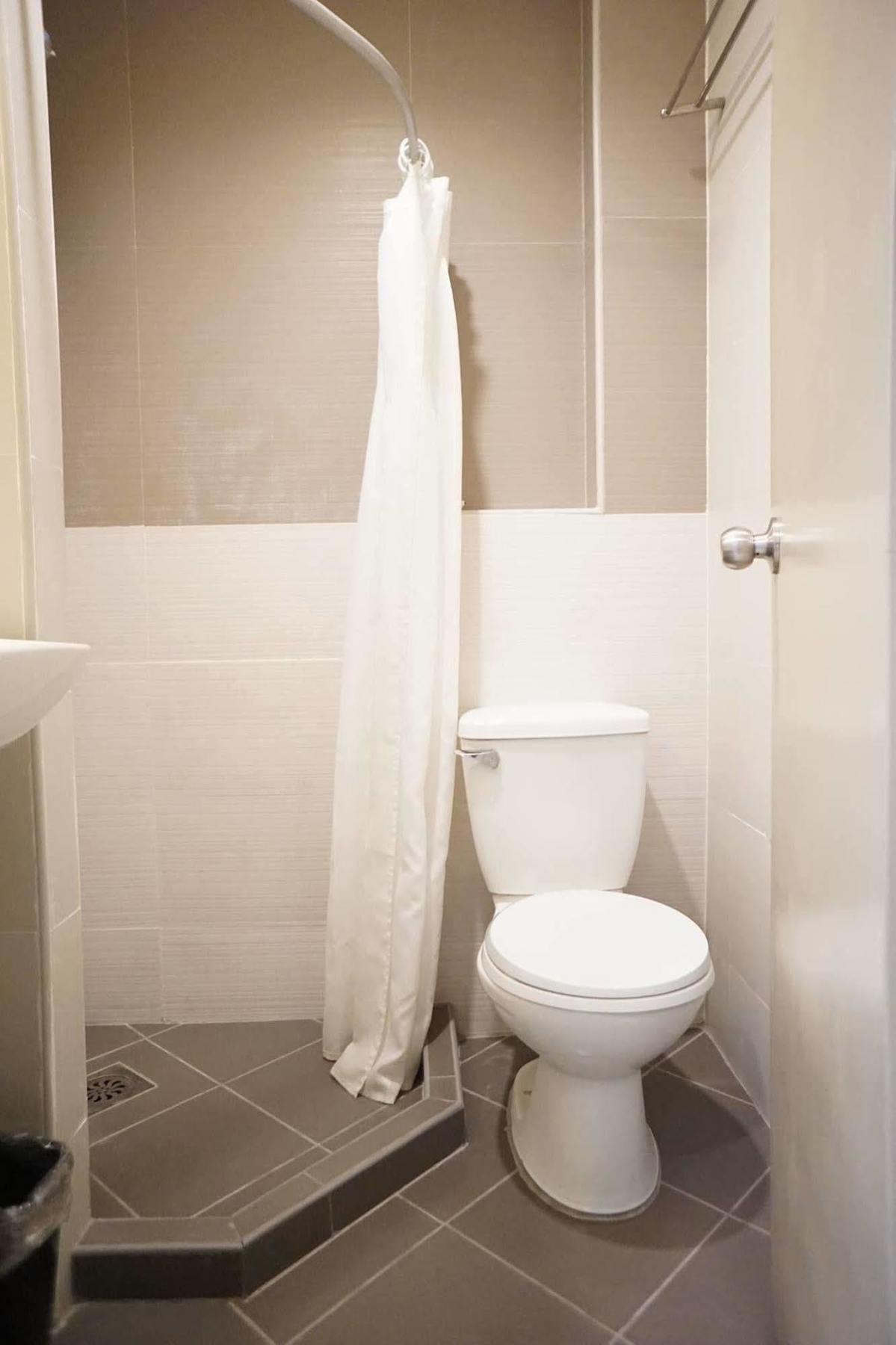 The Center Suites Cebu Extérieur photo