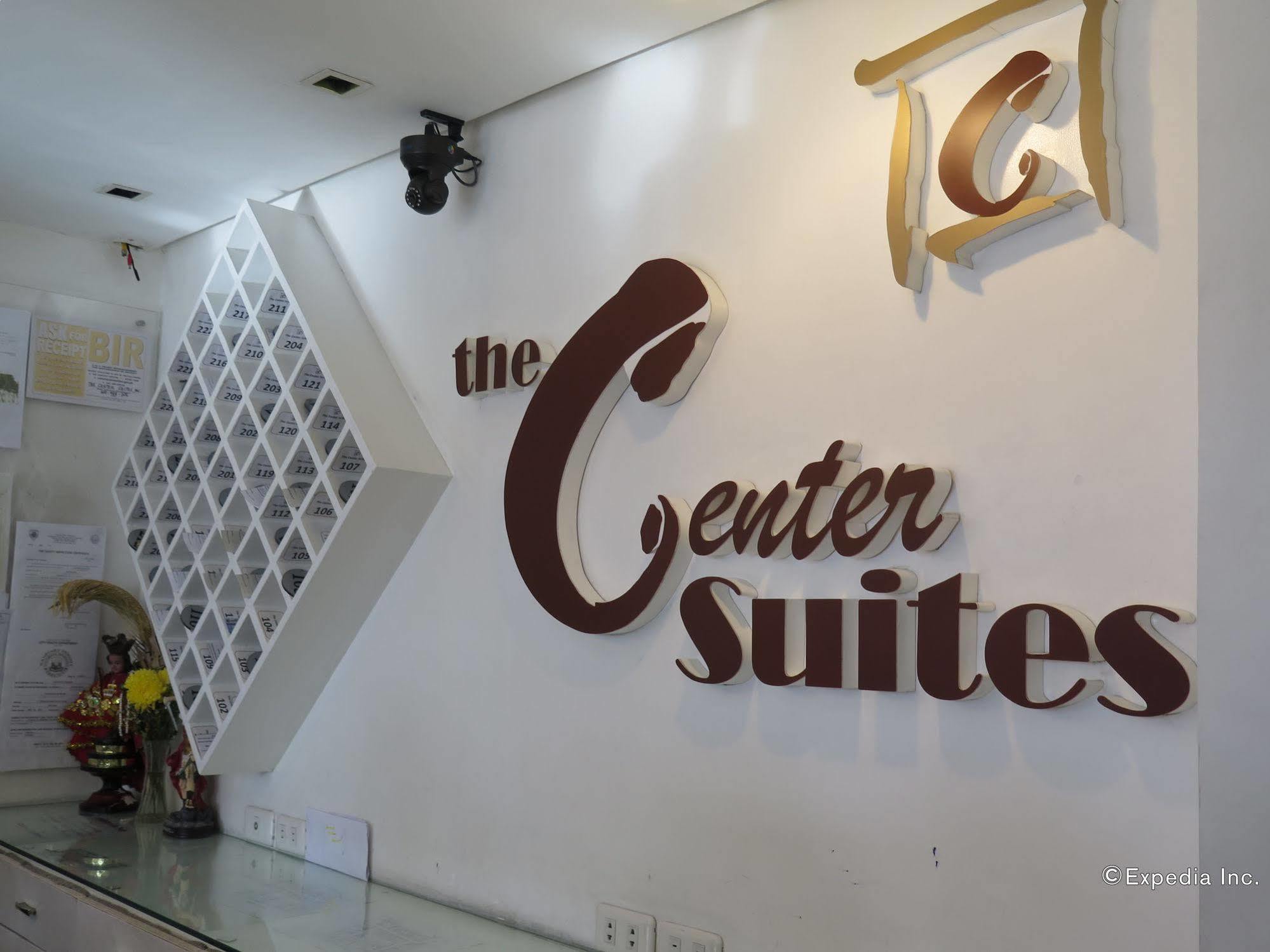 The Center Suites Cebu Extérieur photo
