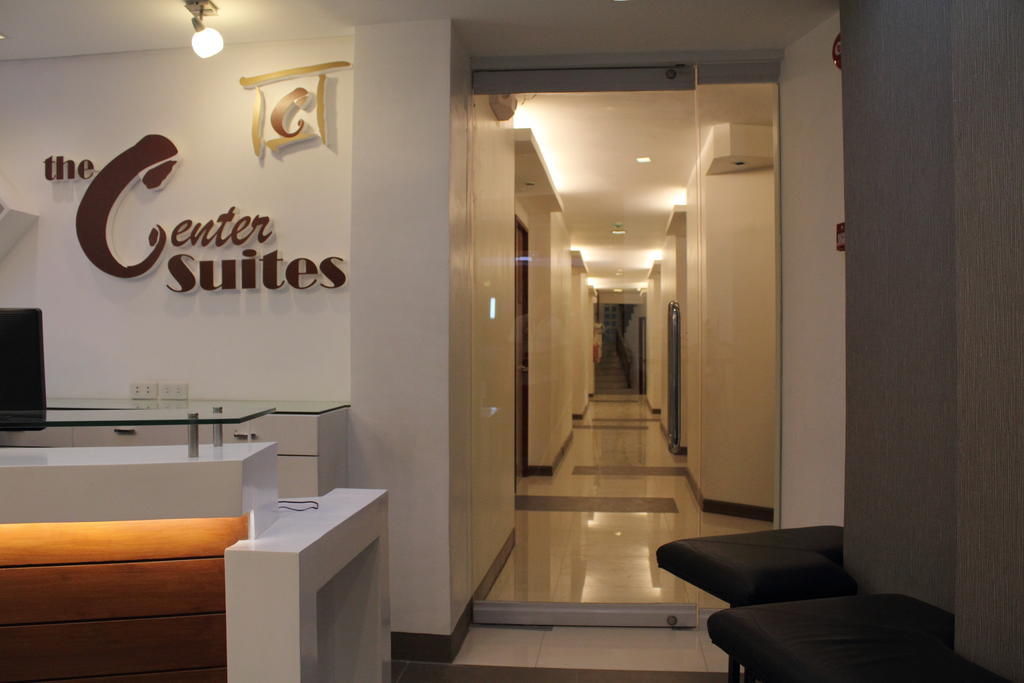 The Center Suites Cebu Extérieur photo